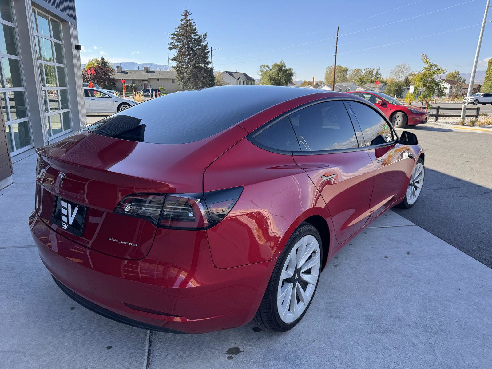 Used 2021 Tesla Model 3 Long Range AWD/4WD image 4