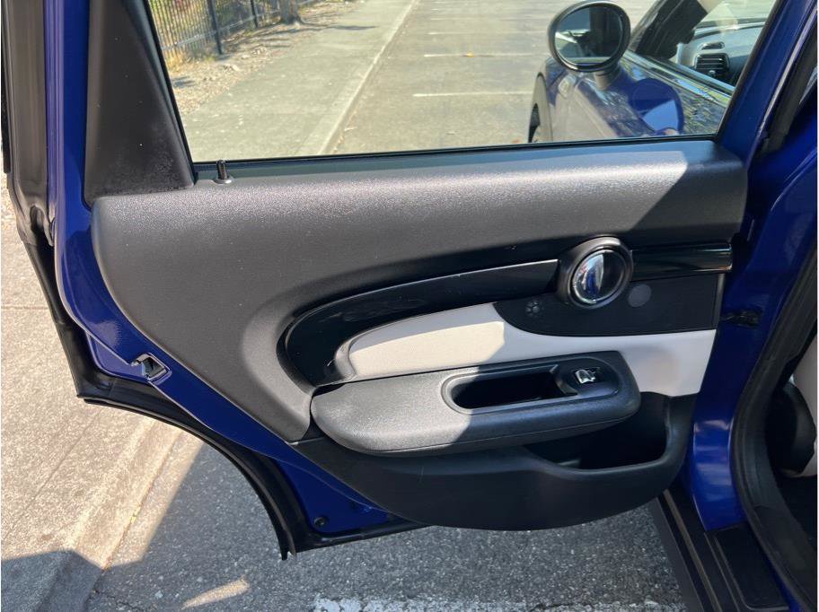 Used 2019 MINI Cooper Clubman S w/ Starlight Blue Edition AWD/4WD image 17