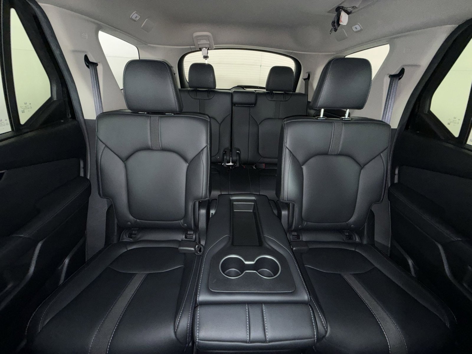 Used 2025 Honda Pilot EX-L image 24