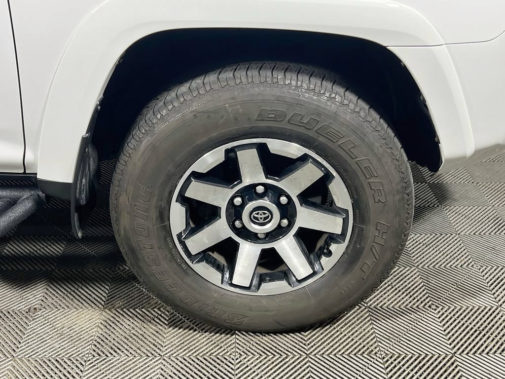 Certified 2023 Toyota 4Runner TRD Off-Road Premium w/ Off Road Premium Plus Package AWD/4WD image 29