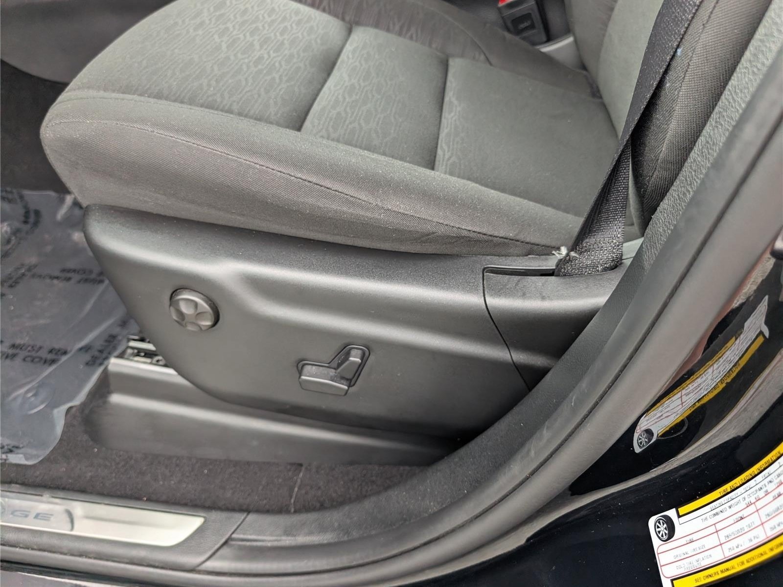 Used 2025 Dodge Durango R/T w/ Blacktop Package AWD/4WD image 23