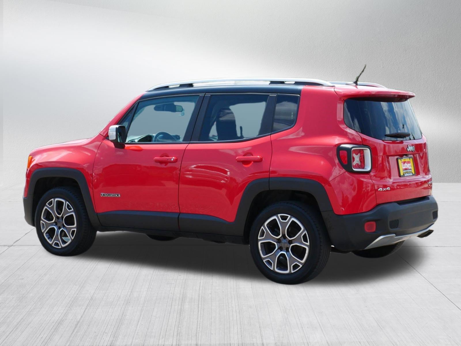 Used 2015 Jeep Renegade Limited w/ Safety & Security Group I AWD/4WD image 5