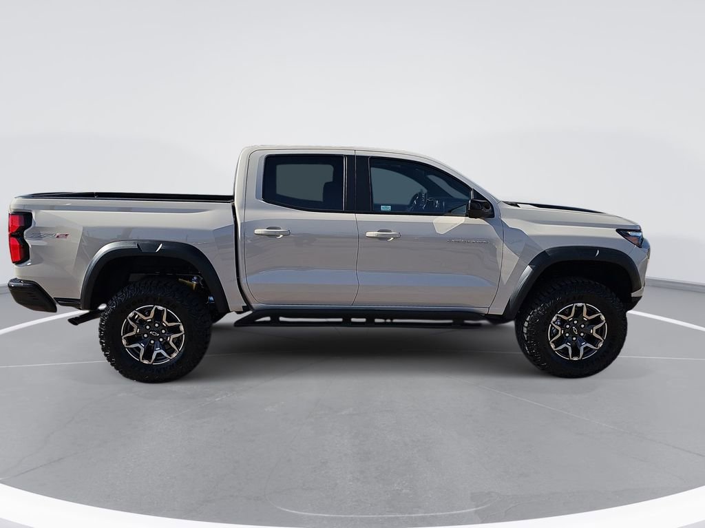New 2026 Chevrolet Colorado ZR2 w/ Technology Package AWD/4WD image 2