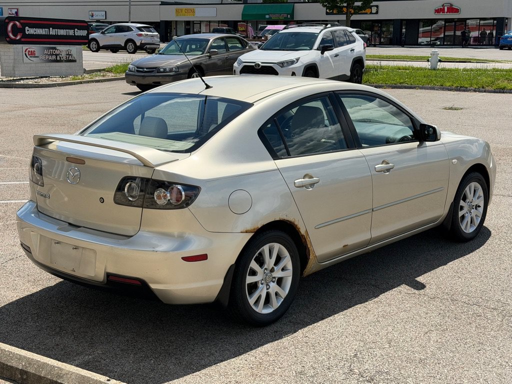Used 2008 MAZDA MAZDA3 i Touring FWD image 4