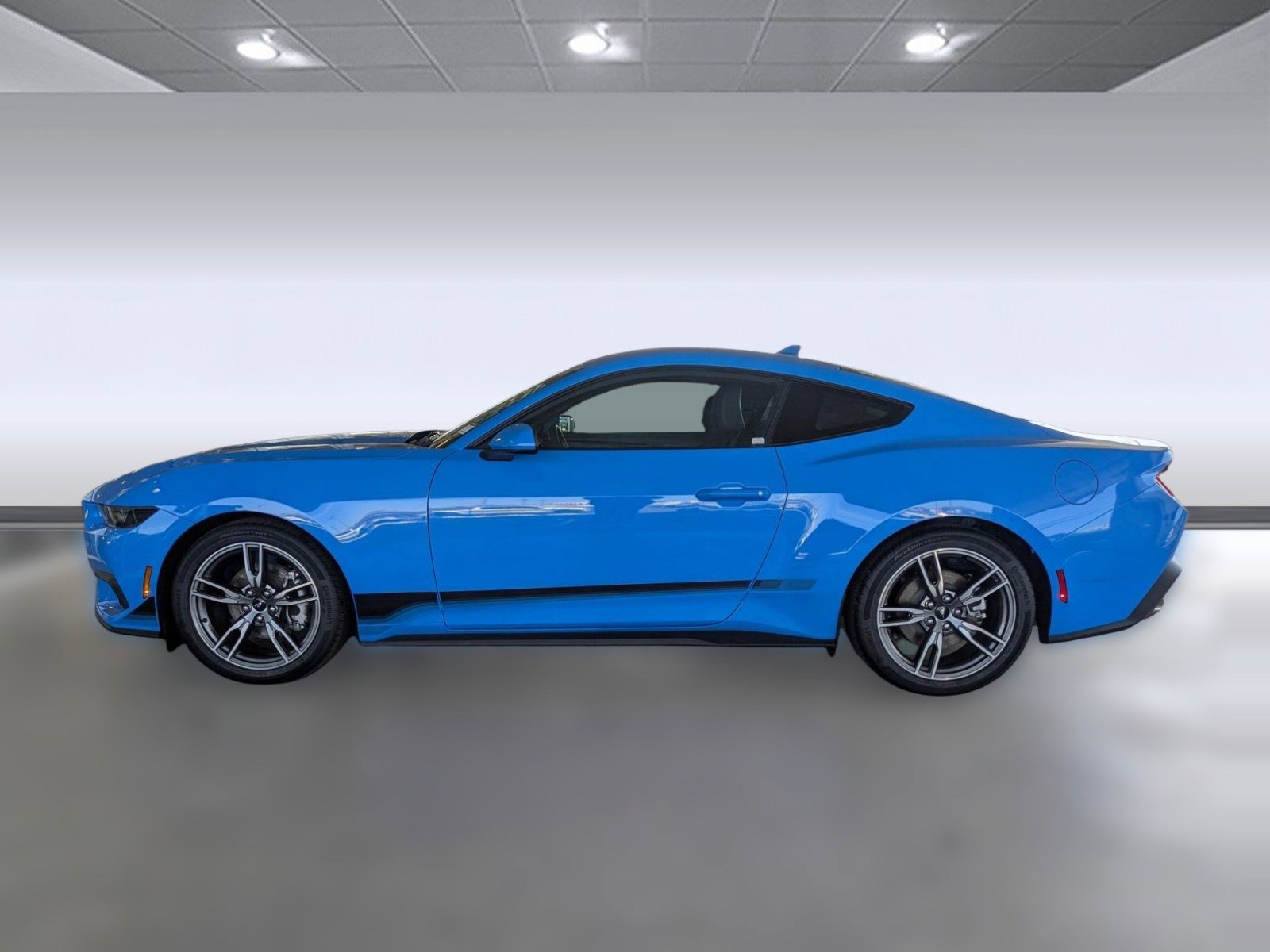Used 2025 Ford Mustang Coupe image 2