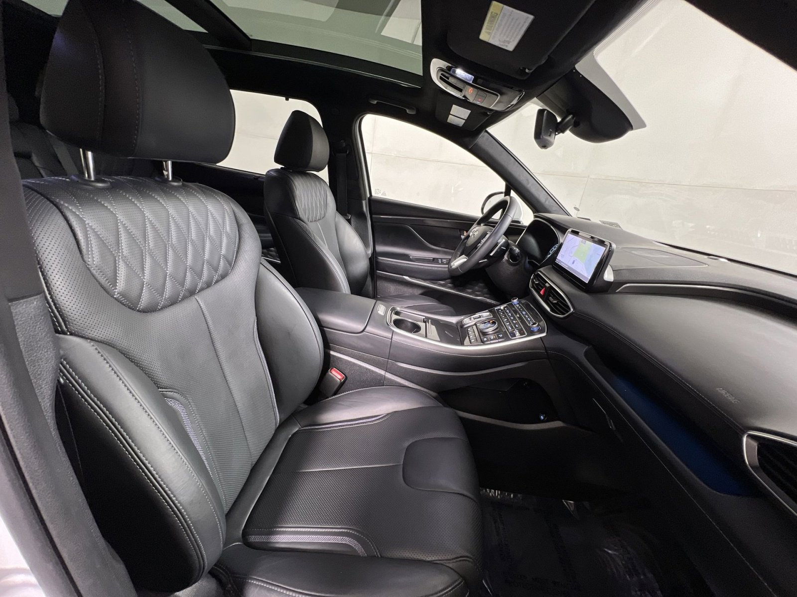 Used 2021 Hyundai Santa Fe Calligraphy image 27