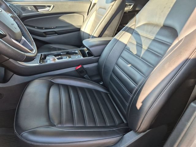 Used 2020 Ford Edge SEL w/ Convenience Package AWD/4WD image 12