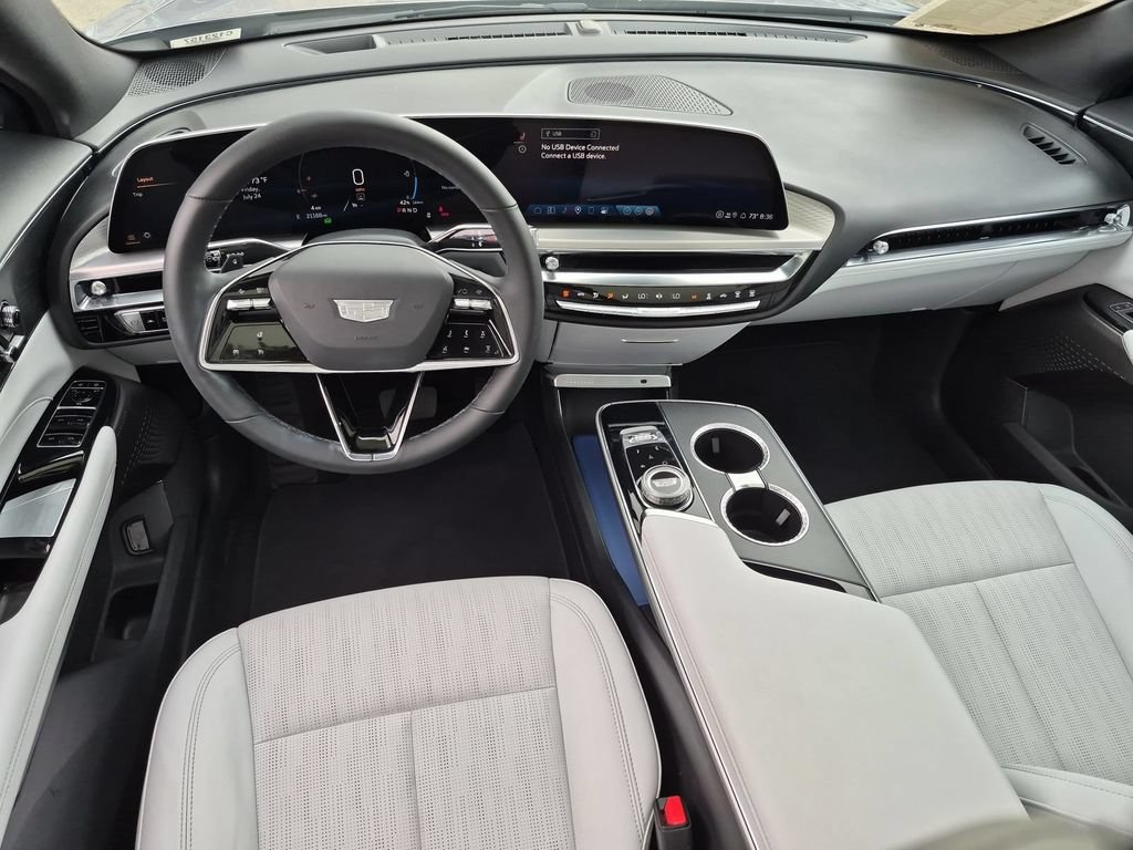 Certified 2024 Cadillac Lyriq Luxury RWD image 13