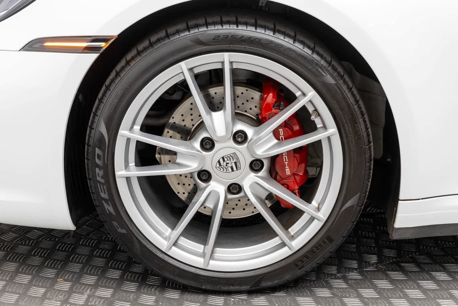 Used 2020 Porsche 911 Carrera RWD image 8