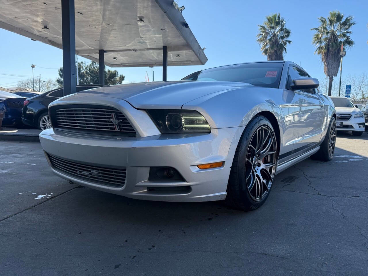 Used 2014 Ford Mustang Premium w/ Electronics Package RWD image 19