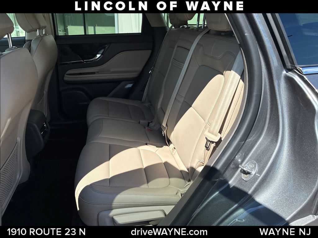 Certified 2023 Lincoln Corsair AWD w/ Equipment Group 101A image 22
