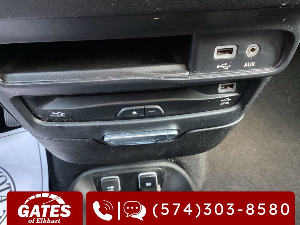 Used 2020 Chrysler Pacifica Touring-L Plus image 29