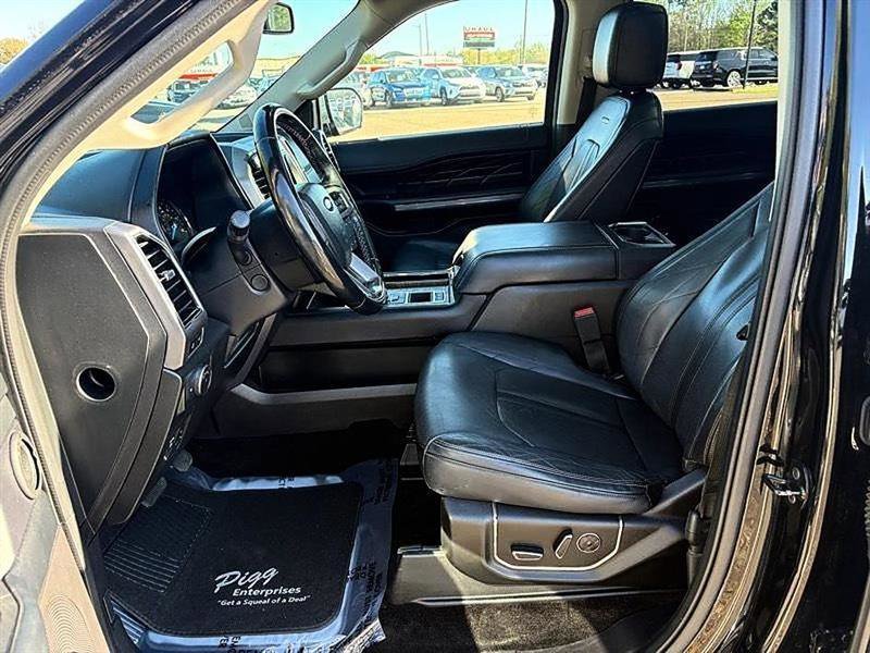 Used 2018 Ford Expedition Max Platinum image 19