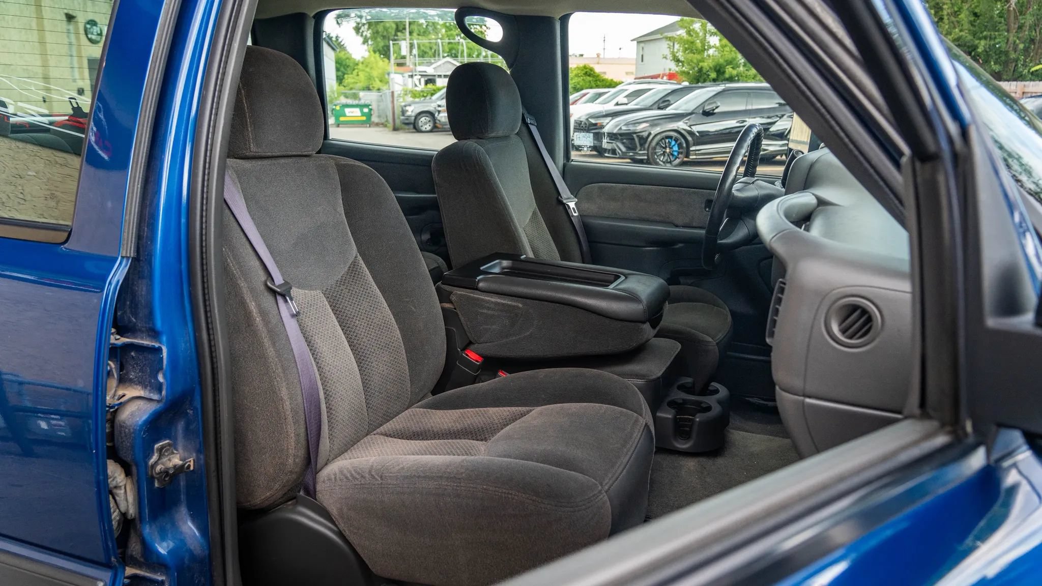 Used 2003 Chevrolet Silverado 2500 LS RWD image 15