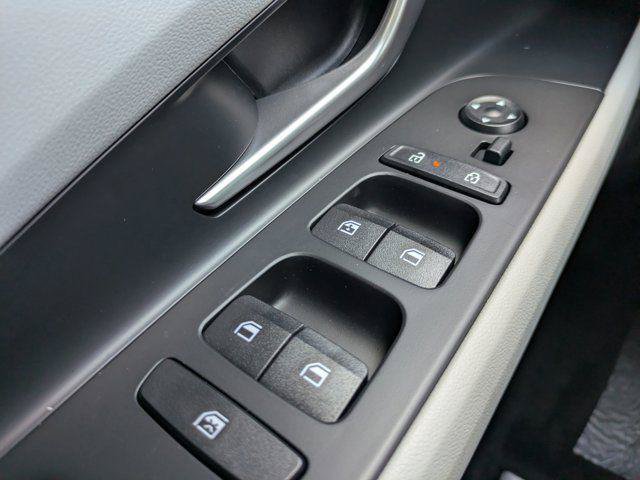 New 2026 Hyundai Elantra Limited FWD image 19