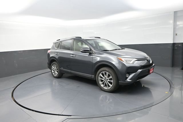 Used 2018 Toyota RAV4 Limited AWD/4WD image 23