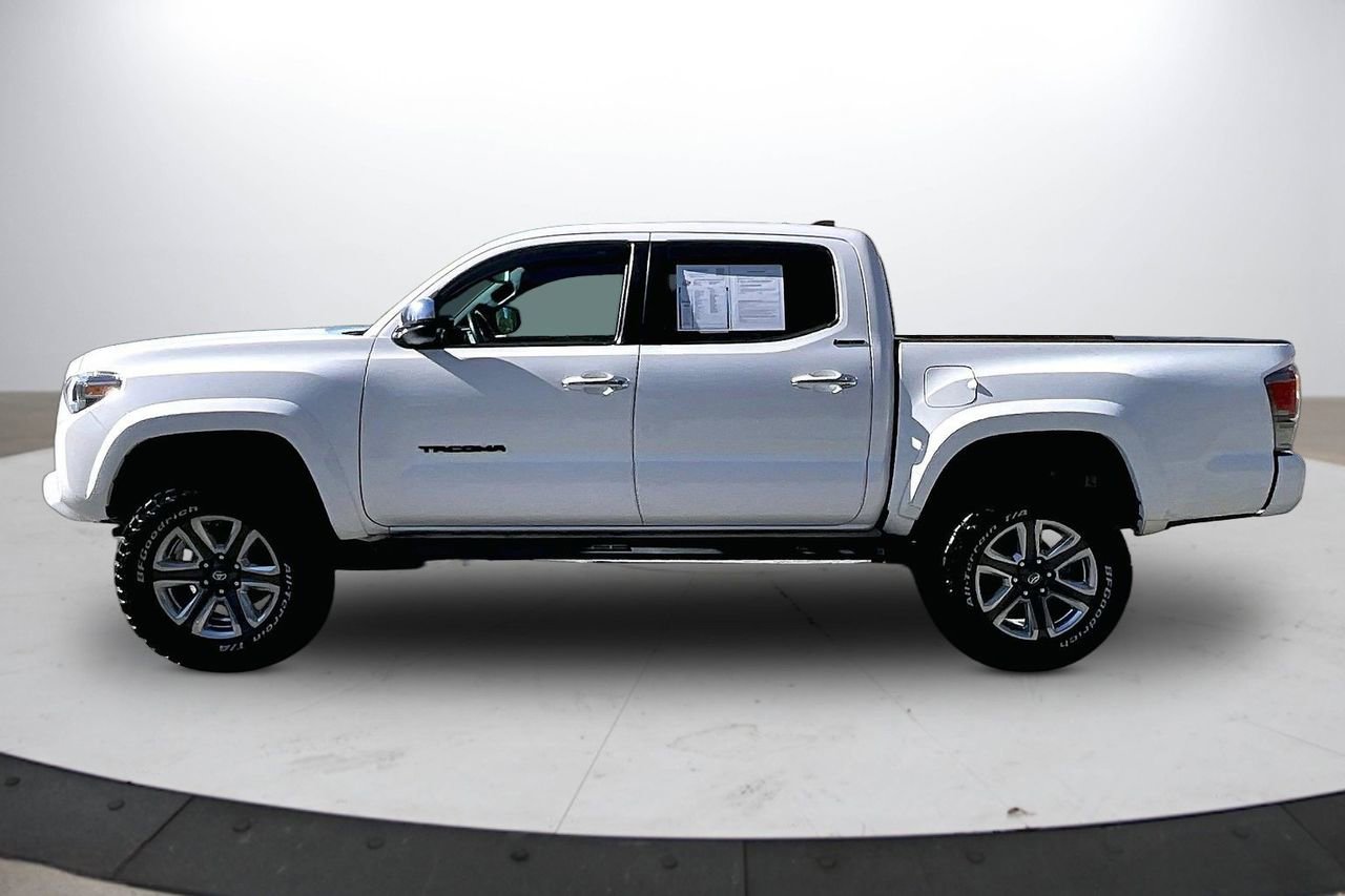 Used 2019 Toyota Tacoma Limited image 6