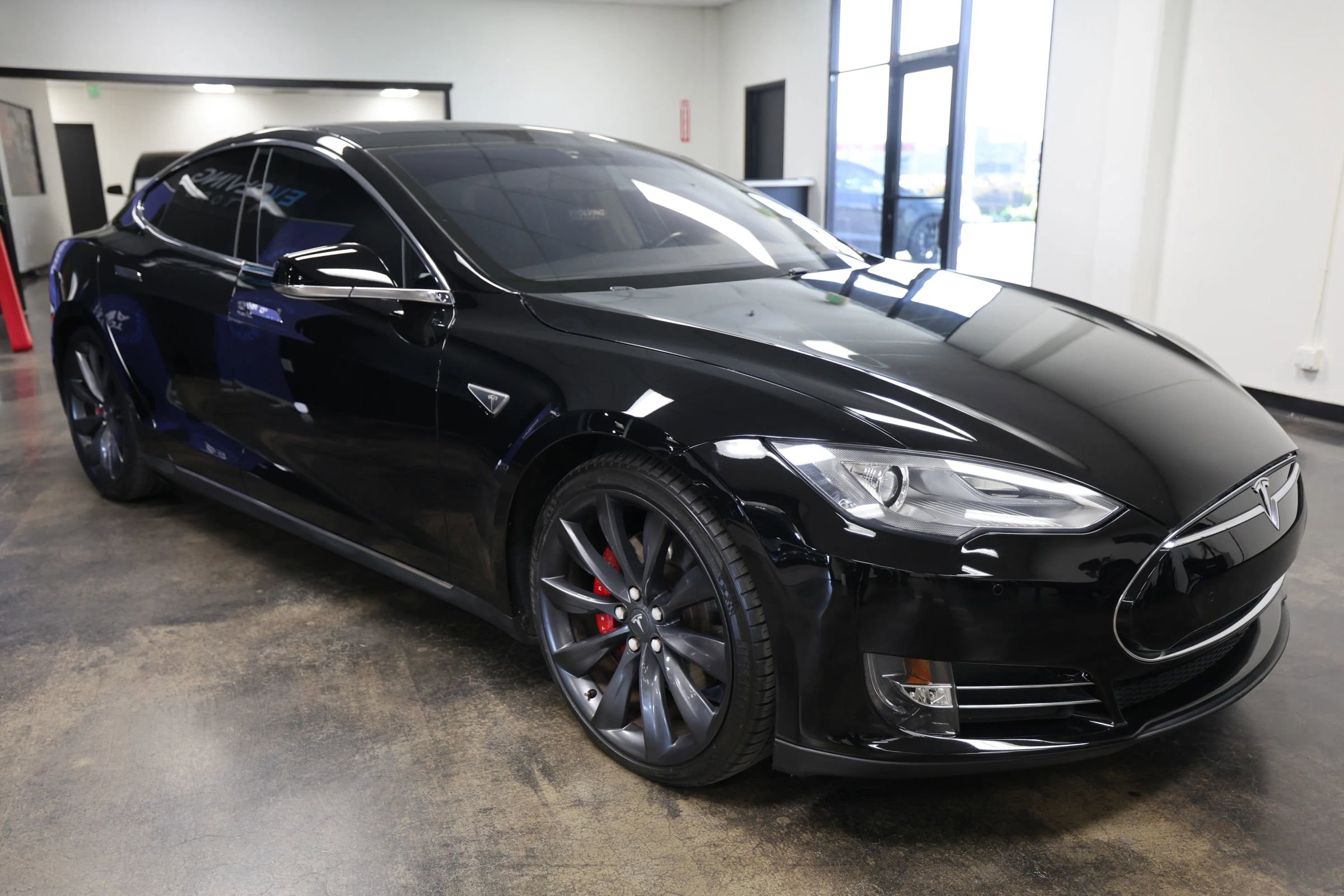 Used 2014 Tesla Model S P85 image 7