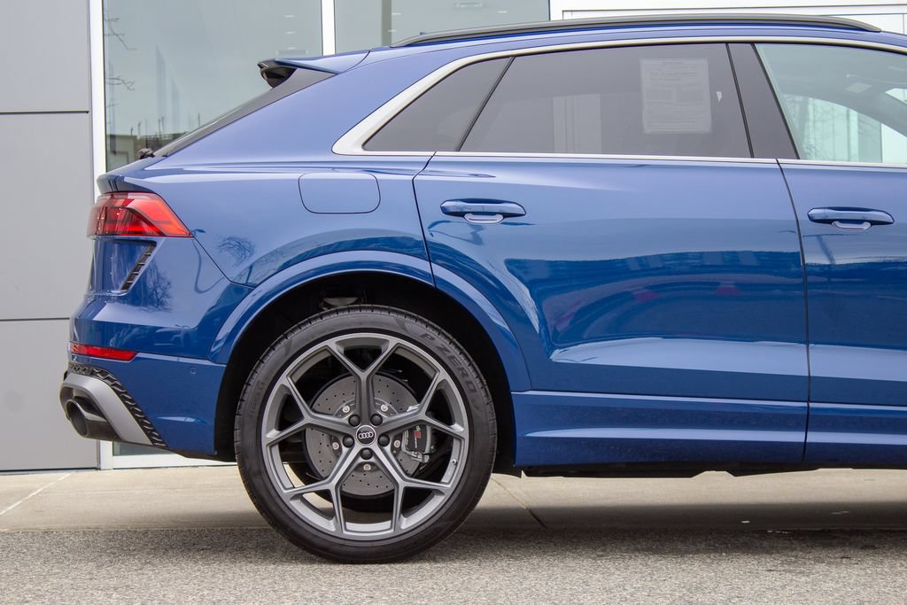 Used 2025 Audi RS Q8 performance AWD/4WD image 6