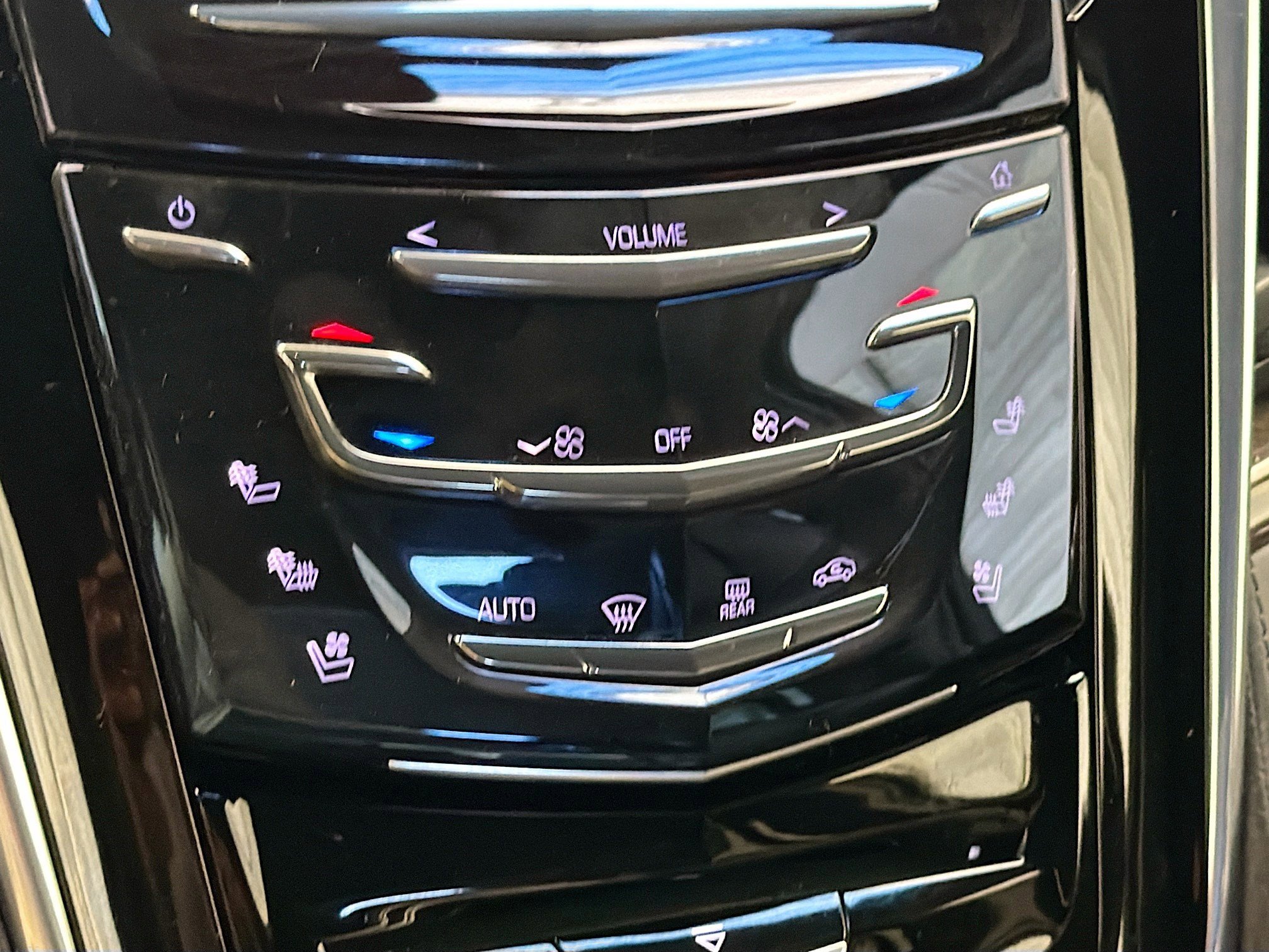 Used 2016 Cadillac Escalade Platinum AWD/4WD image 10