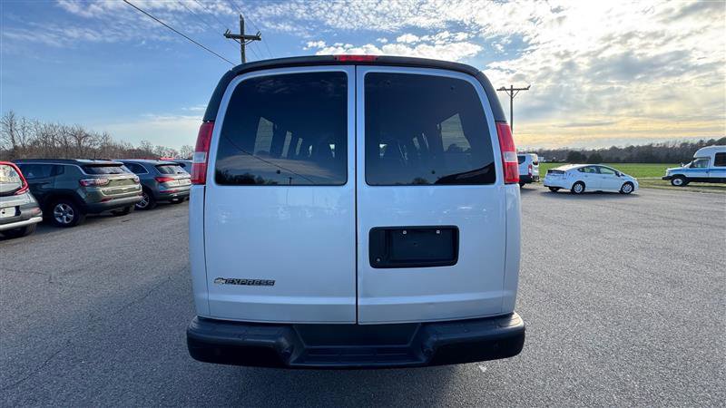 Used 2017 Chevrolet Express 2500 LS image 16