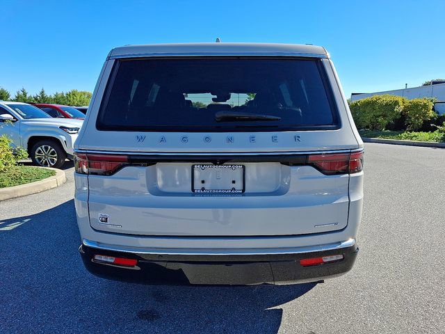 Used 2022 Jeep Wagoneer Series III w/ Flexible Seating Group image 5