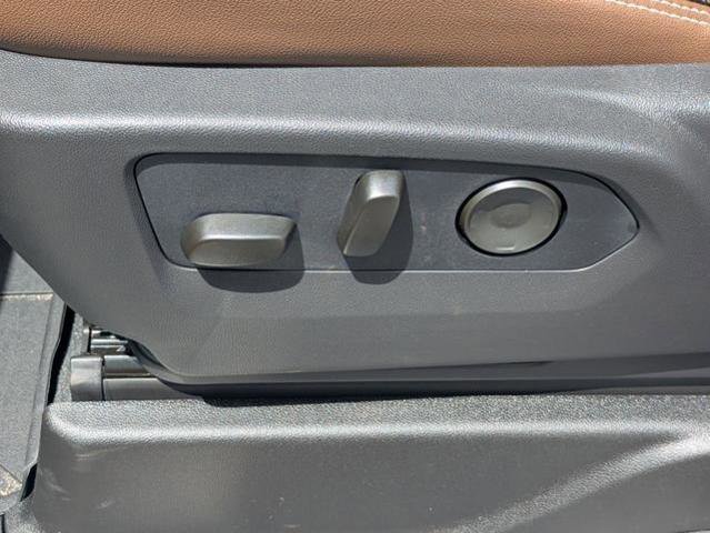 New 2026 Chevrolet Suburban High Country image 23