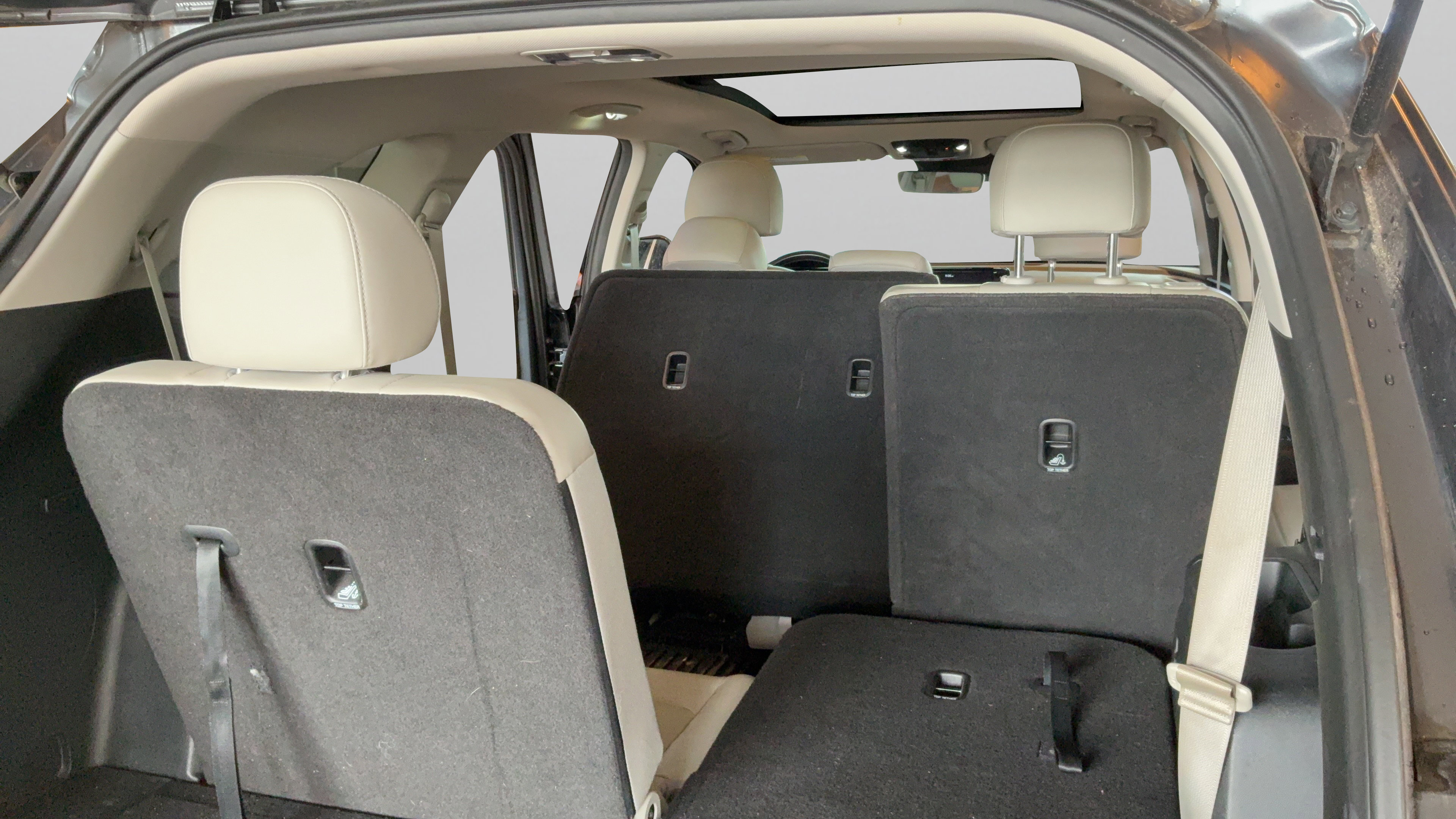 Used 2023 Kia Sorento S w/ Panoramic Sunroof Package AWD/4WD image 28