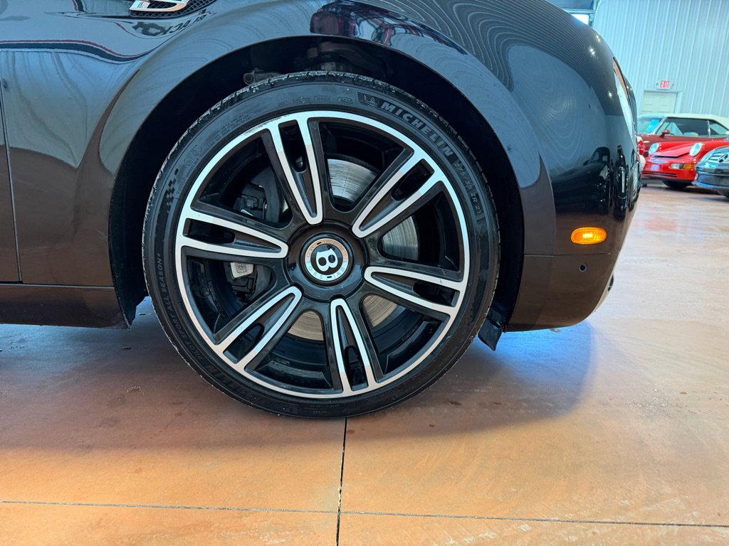 Used 2014 Bentley Flying Spur W12 image 13