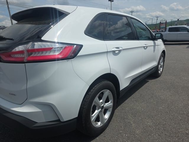 Used 2024 Ford Edge SE image 4