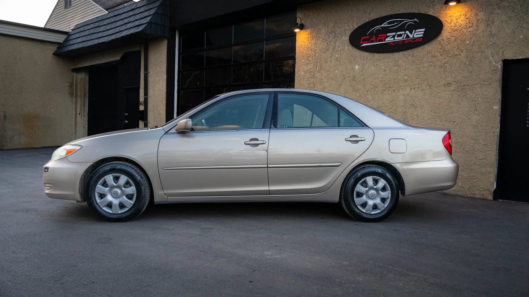 Used 2004 Toyota Camry LE w/ Fleet Convenience Pkg FWD image 6
