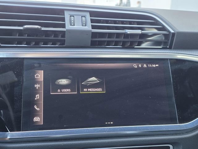 Used 2024 Audi Q3 2.0T Premium image 16