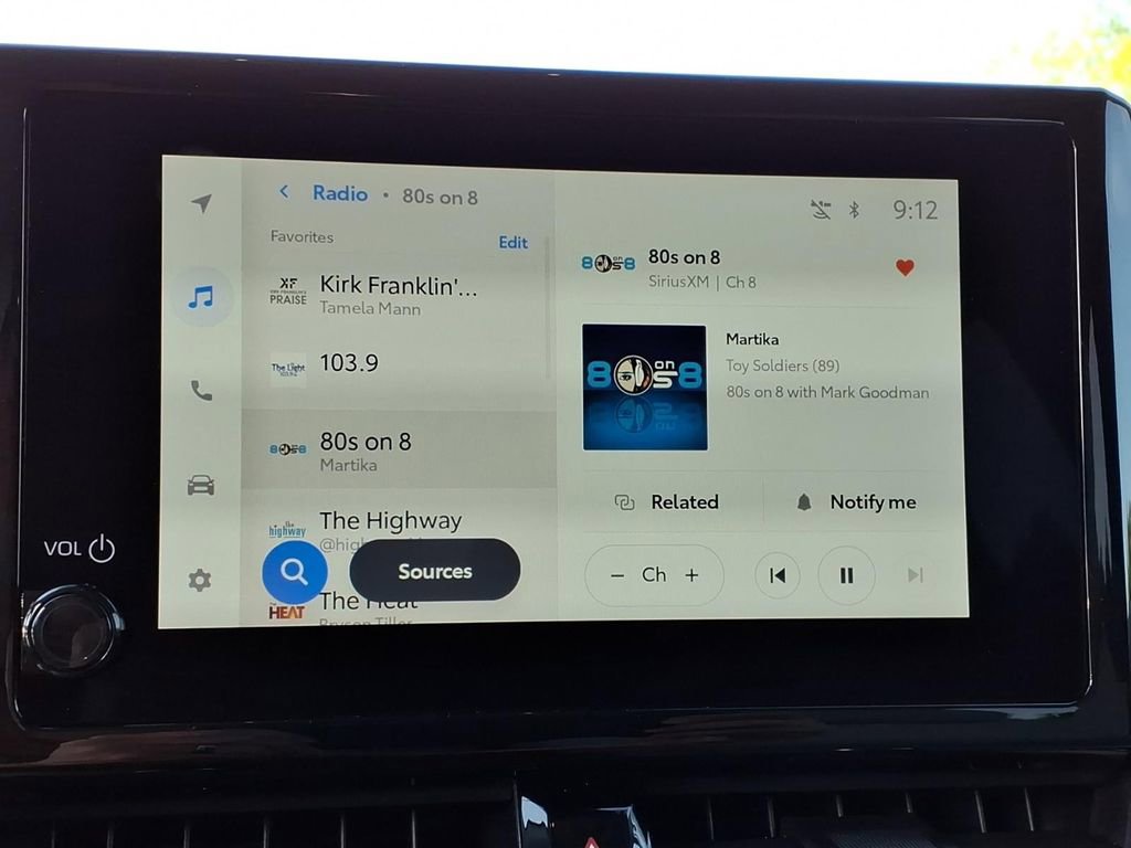 Used 2026 Toyota Corolla Cross LE image 19