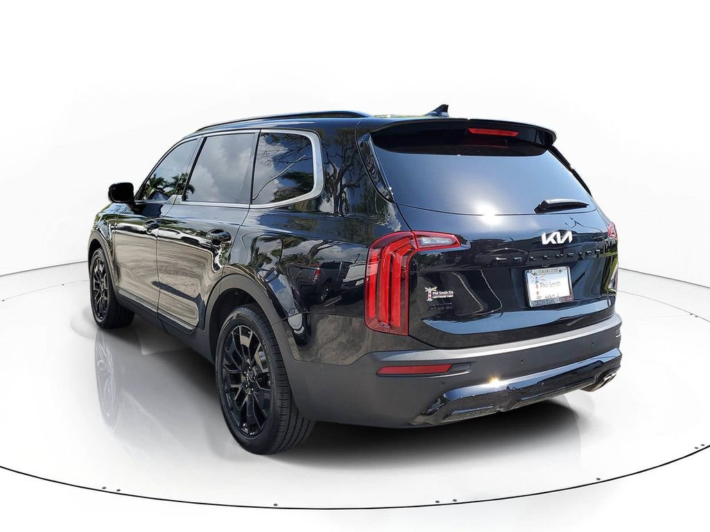 Used 2022 Kia Telluride SX w/ Nightfall Edition Package image 4
