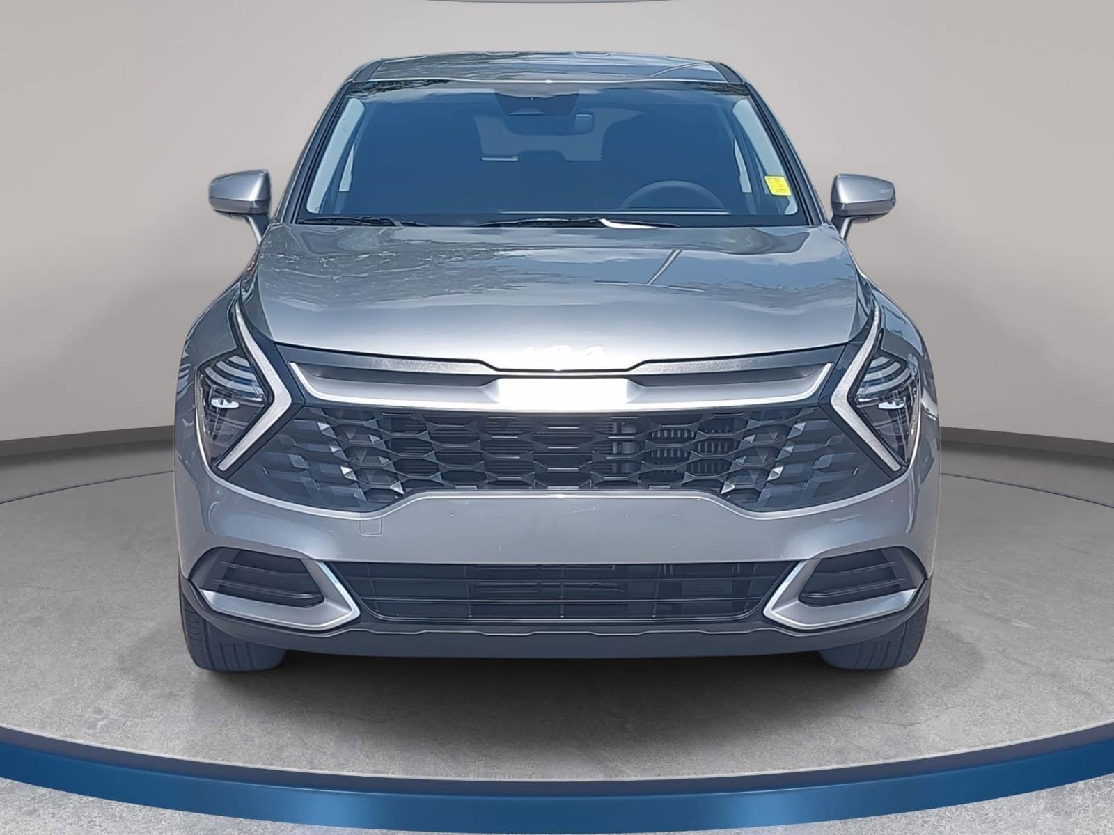 New 2025 Kia Sportage LX FWD image 2
