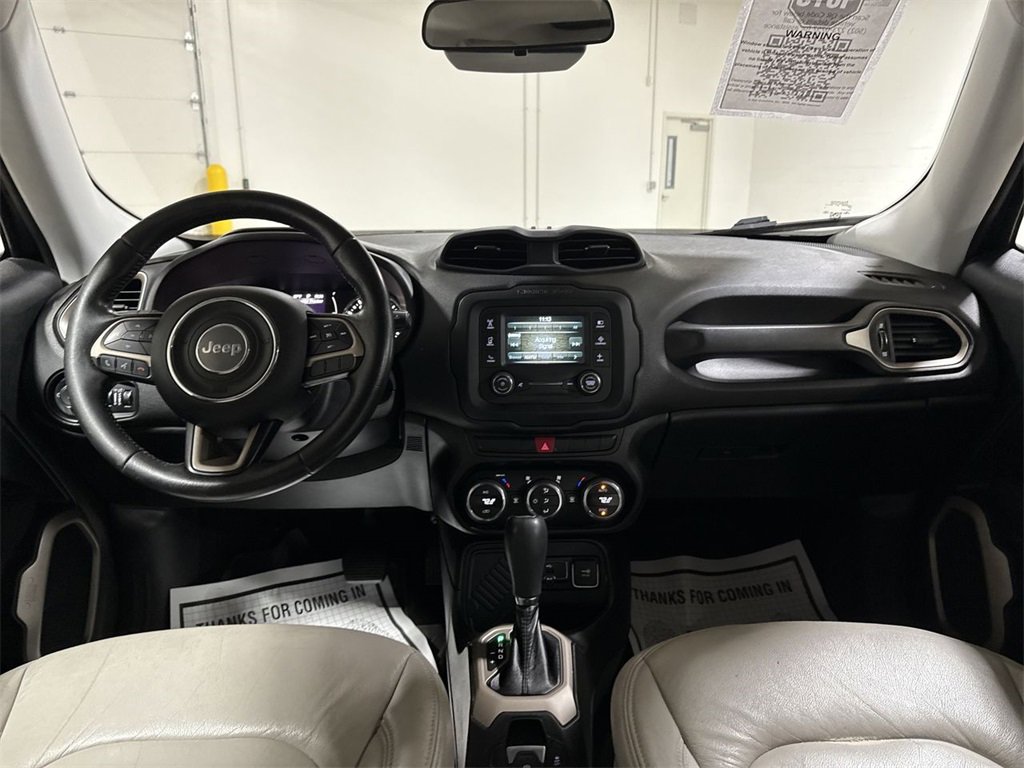 Used 2015 Jeep Renegade Latitude w/ Popular Equipment Group image 10