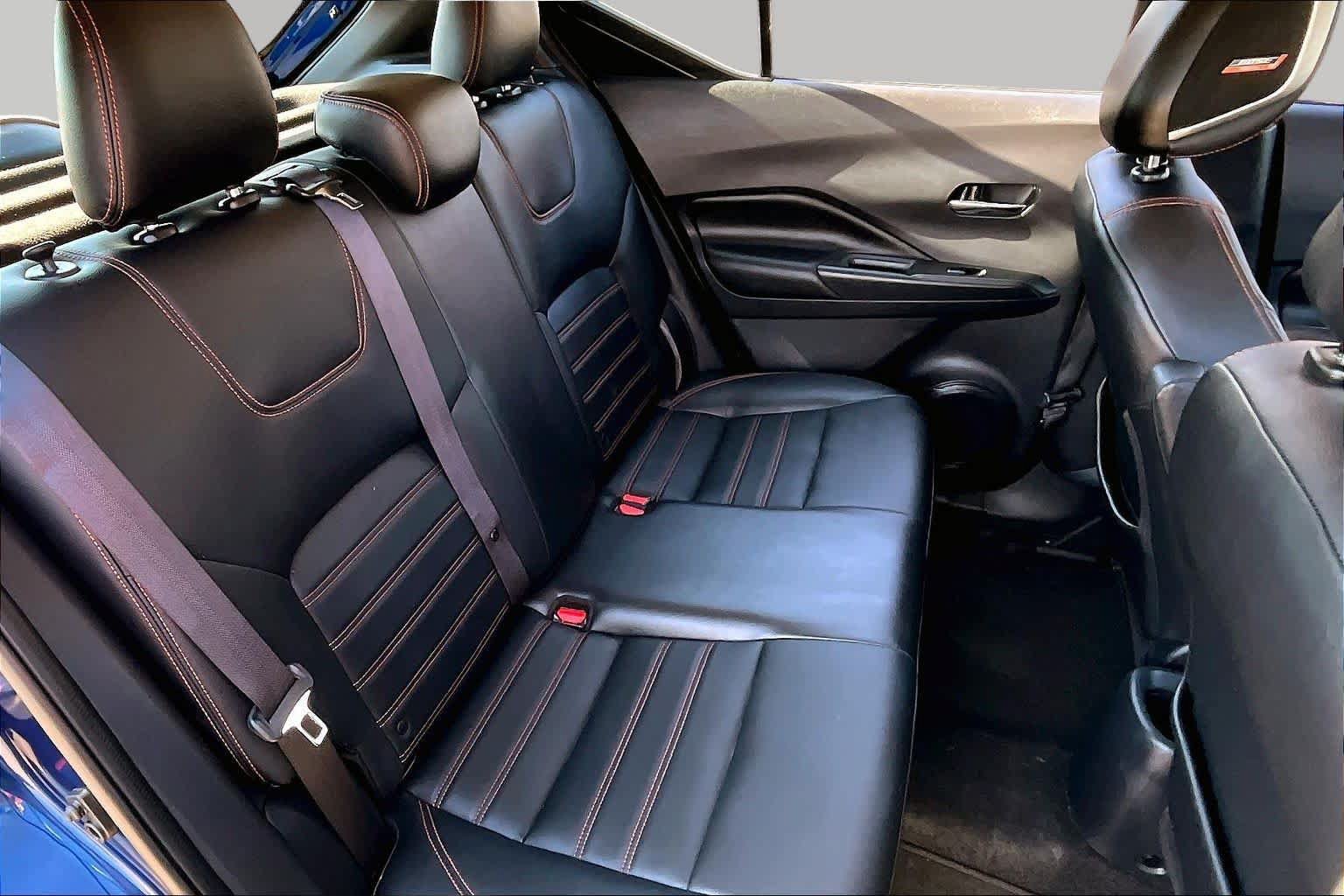 Used 2019 Nissan Kicks SR w/ SR Premium Package FWD image 18