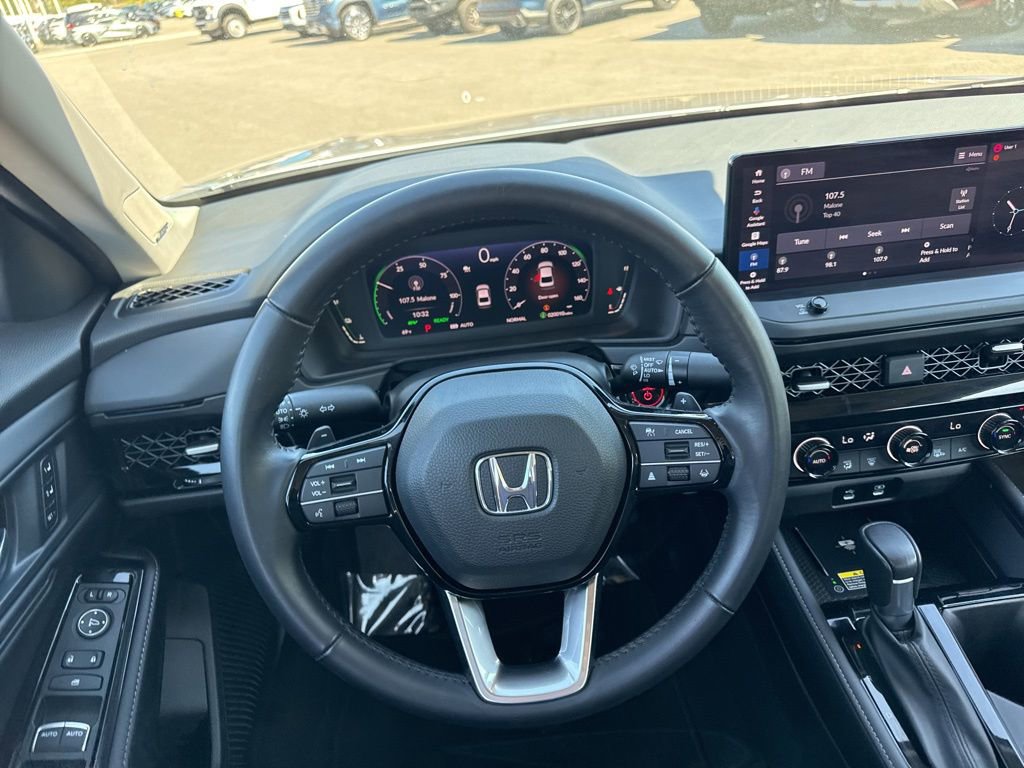 Used 2023 Honda Accord Touring image 15