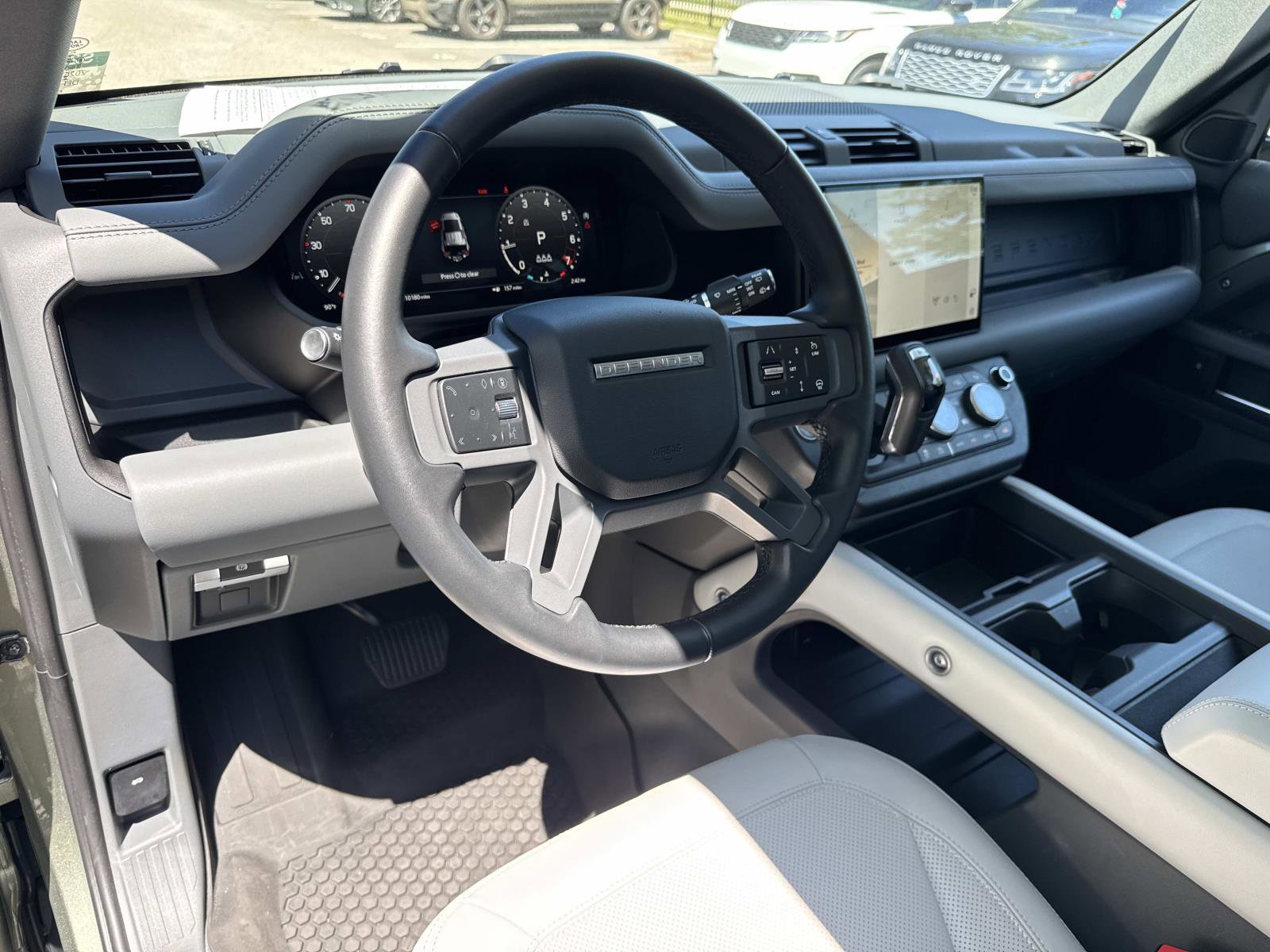 Certified 2025 Land Rover Defender 110 S AWD/4WD image 22