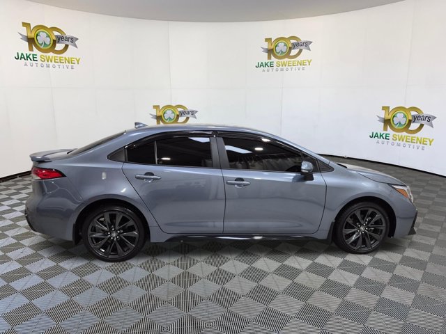 Used 2025 Toyota Corolla SE FWD image 11