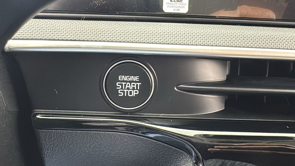 New 2026 Kia K5 LXS image 21