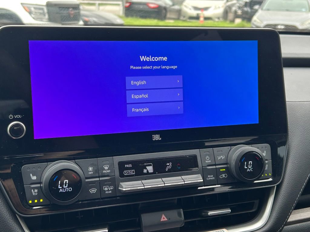 Used 2024 Toyota Grand Highlander AWD Hybrid image 39
