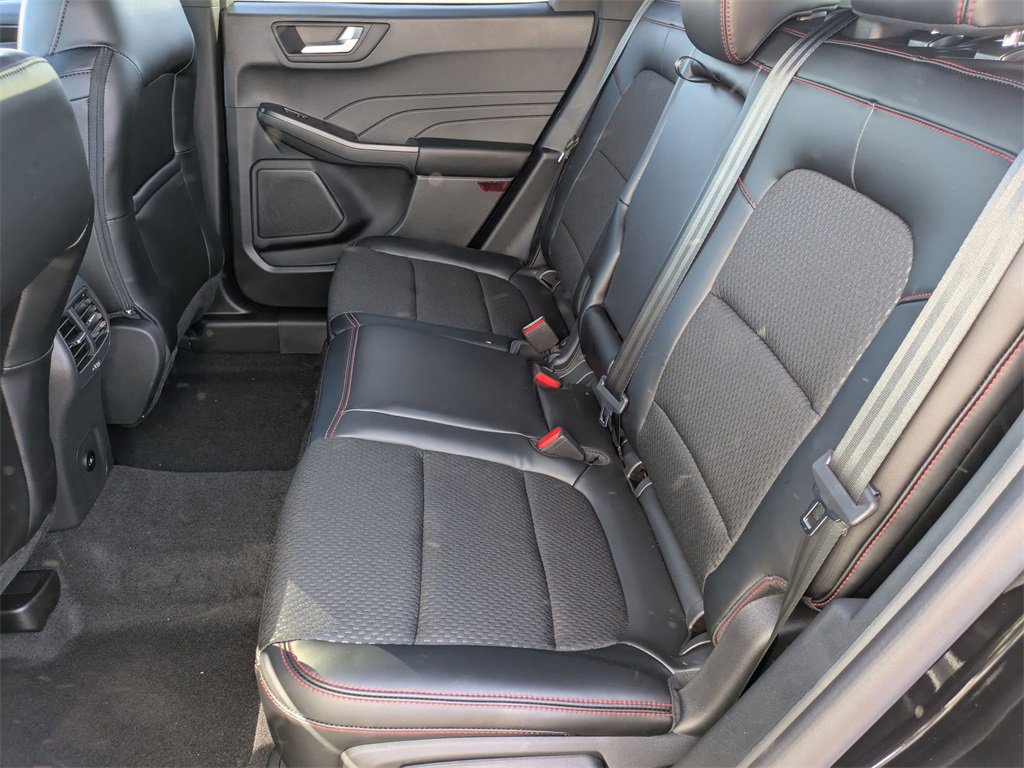 New 2026 Ford Escape ST-Line w/ Tech Pack #1 image 18