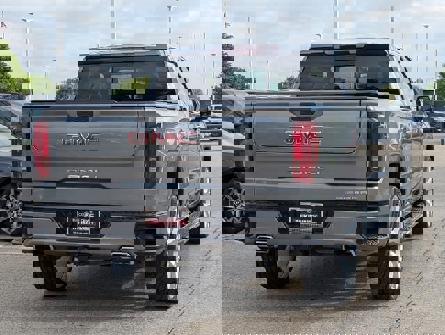 Used 2021 GMC Sierra 1500 Denali image 4