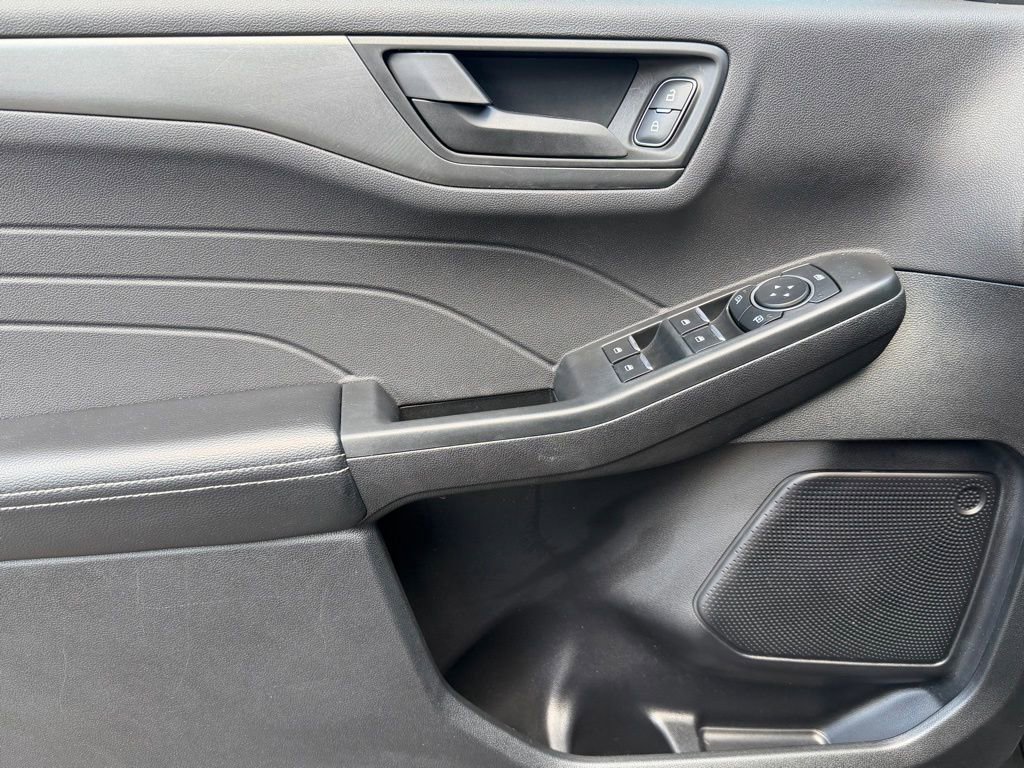 Used 2023 Ford Escape Active w/ Tech Pack #1 AWD/4WD image 16