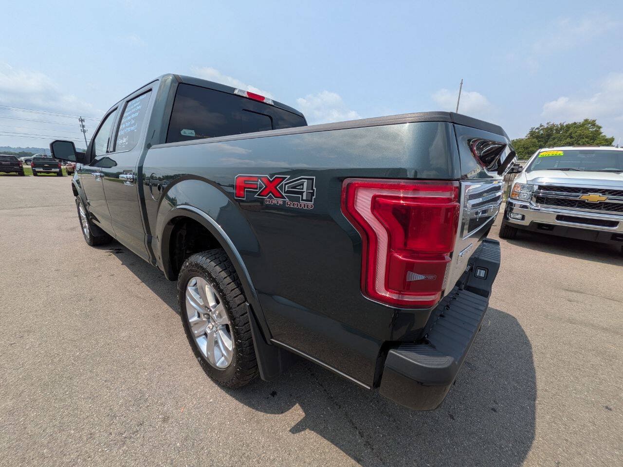 Used 2015 Ford F150 Platinum w/ Equipment Group 701A Luxury AWD/4WD image 4