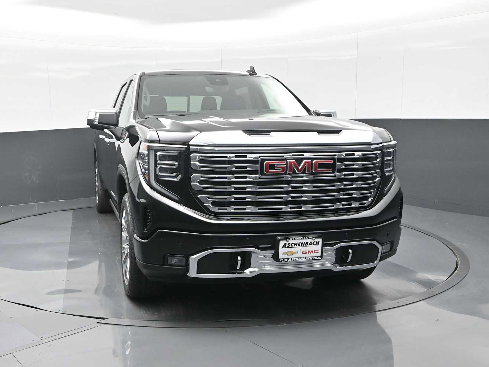 New 2026 GMC Sierra 1500 Denali w/ Denali Reserve Package image 3