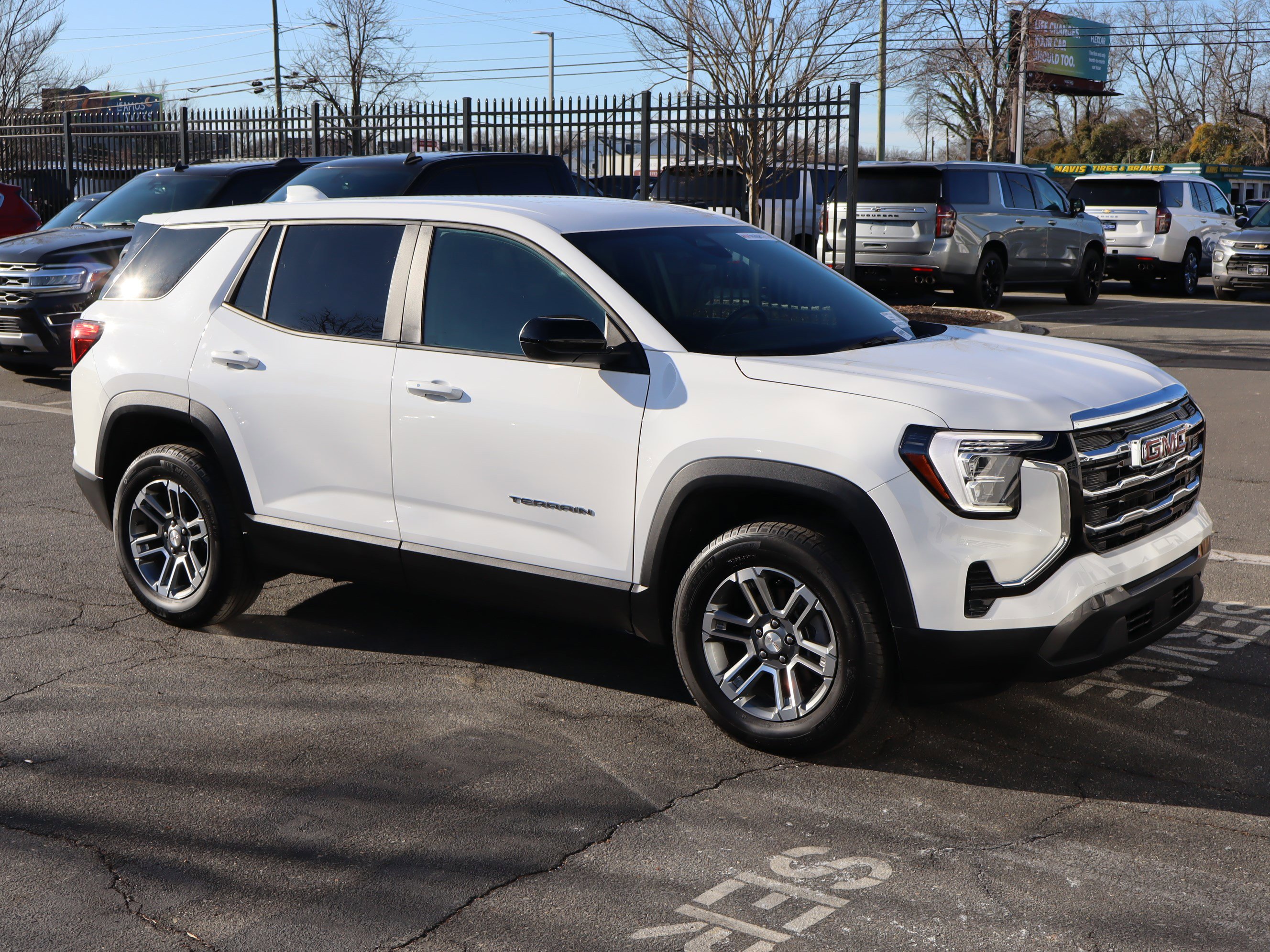 Certified 2025 GMC Terrain Elevation image 2