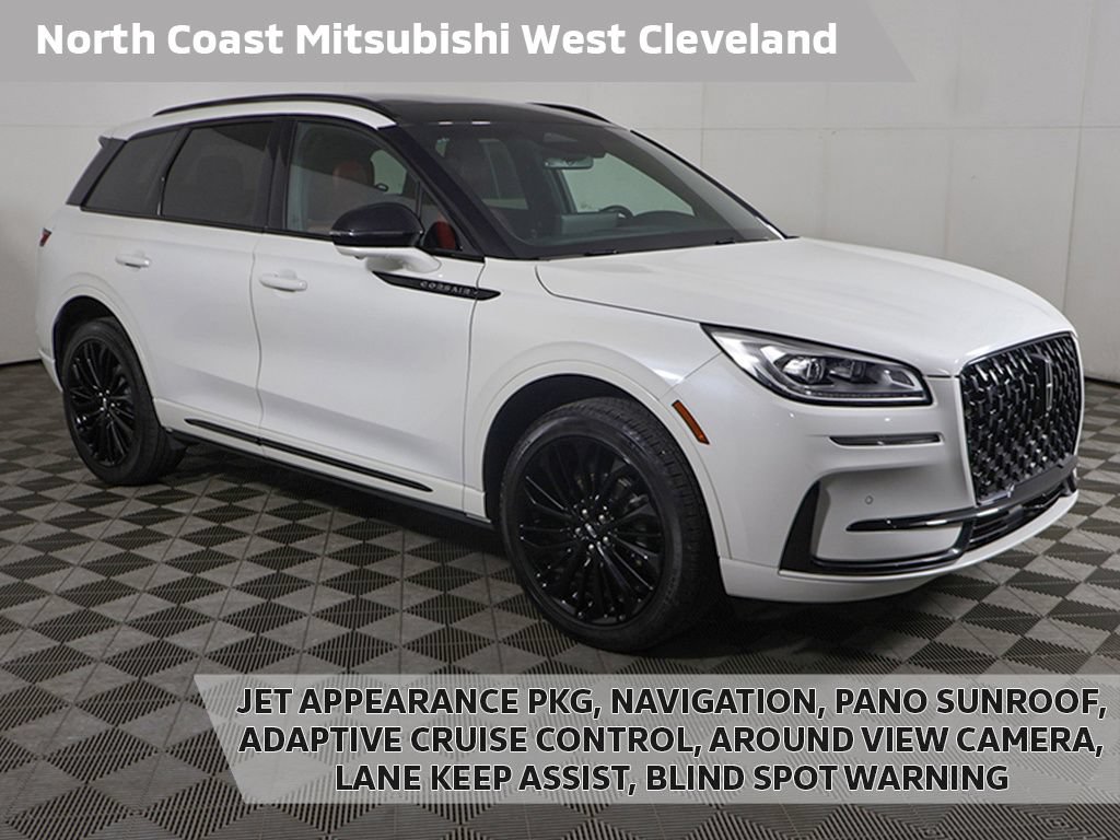 Used 2024 Lincoln Corsair Reserve w/ Equipment Group 201A AWD/4WD image 1