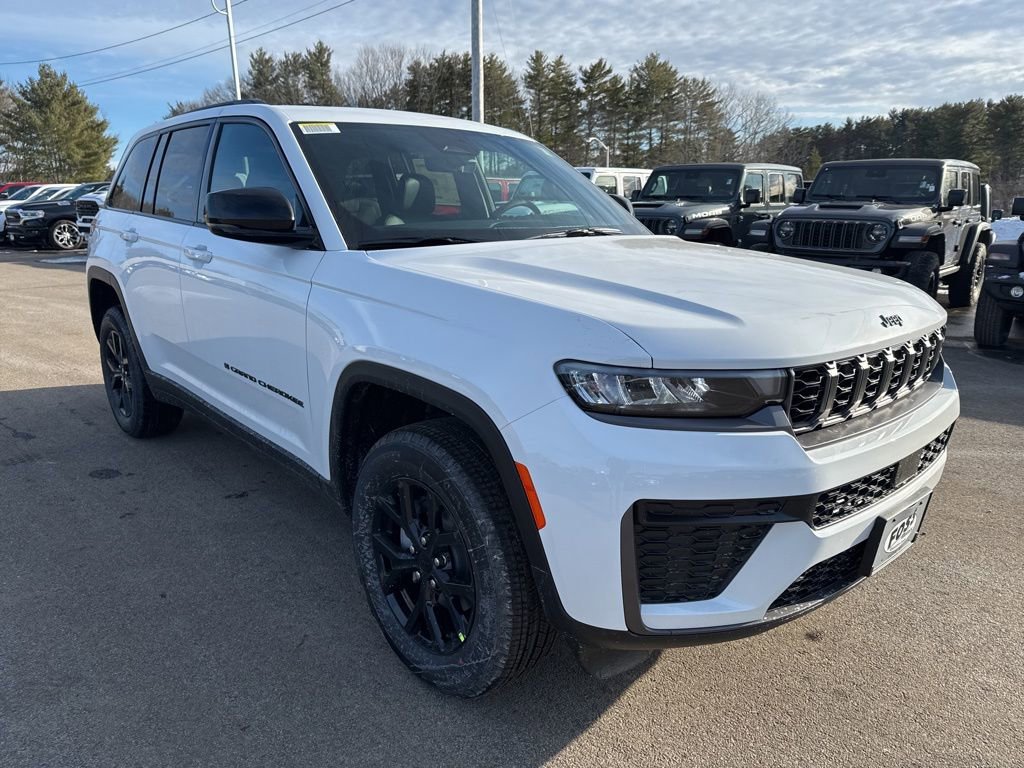 New 2026 Jeep Grand Cherokee Laredo image 7